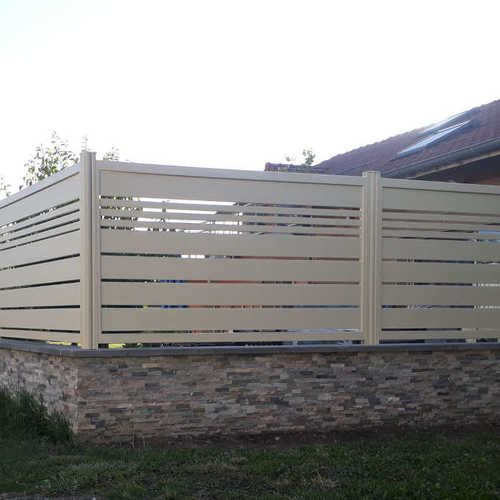 clôture jardin lames aluminium horizontales beige