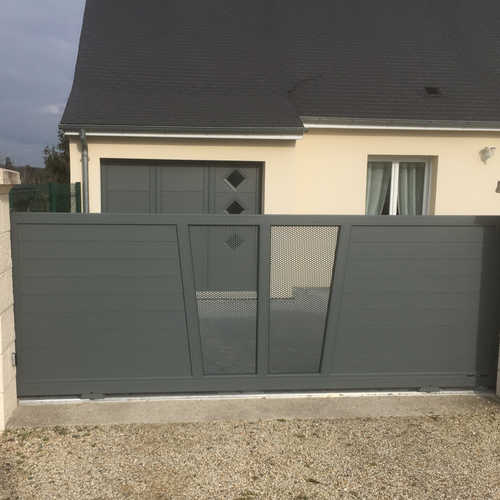 portail-coulissant-tole-deco-perforee