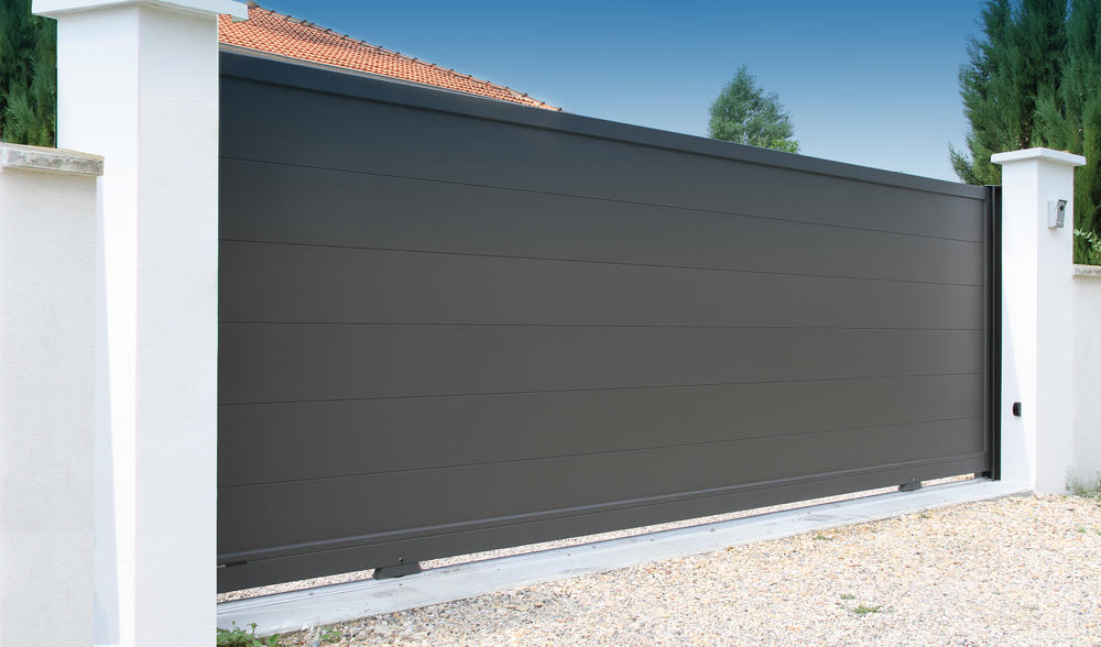 portail aluminium coulissant contemporain 