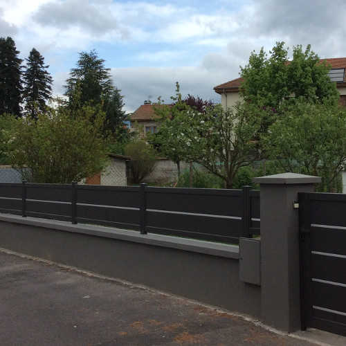 cloture aluminium sur mesure